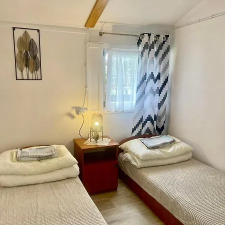 Promyk * Treptower Deep